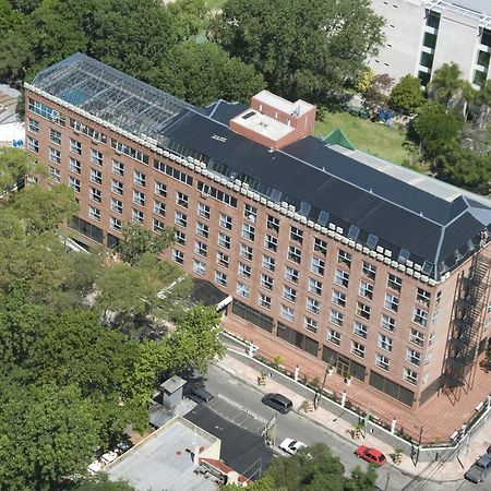 فندق Ramada By Wyndham Buenos Aires Vicente López المظهر الخارجي الصورة
