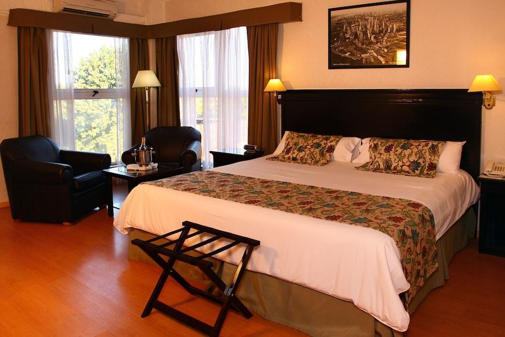فندق Ramada By Wyndham Buenos Aires Vicente López المظهر الخارجي الصورة