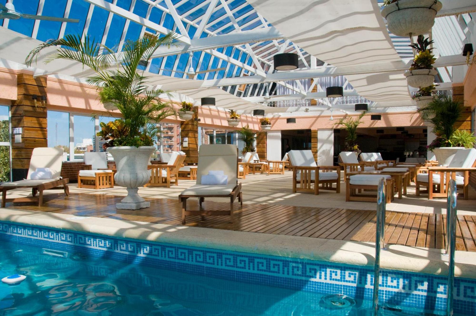 فندق Ramada By Wyndham Buenos Aires Vicente López المظهر الخارجي الصورة