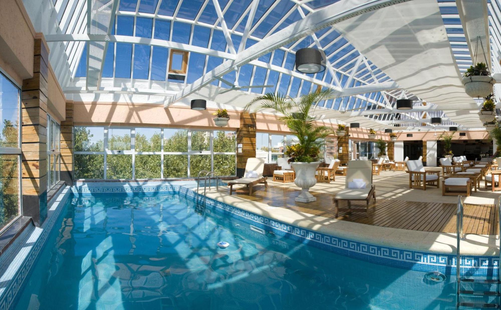 فندق Ramada By Wyndham Buenos Aires Vicente López المظهر الخارجي الصورة