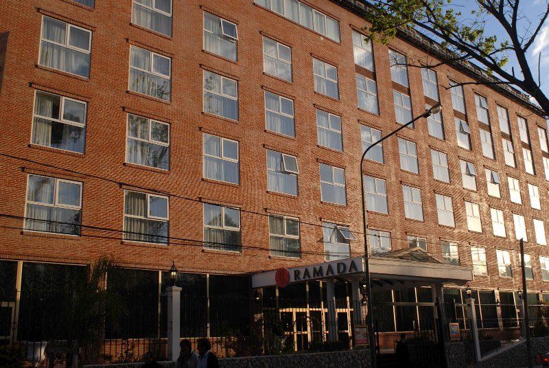 فندق Ramada By Wyndham Buenos Aires Vicente López المظهر الخارجي الصورة