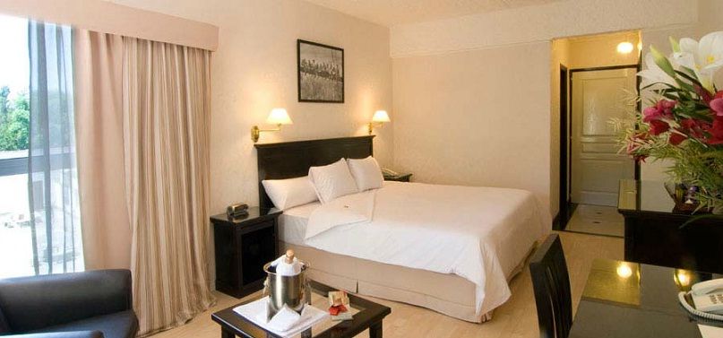 فندق Ramada By Wyndham Buenos Aires Vicente López المظهر الخارجي الصورة