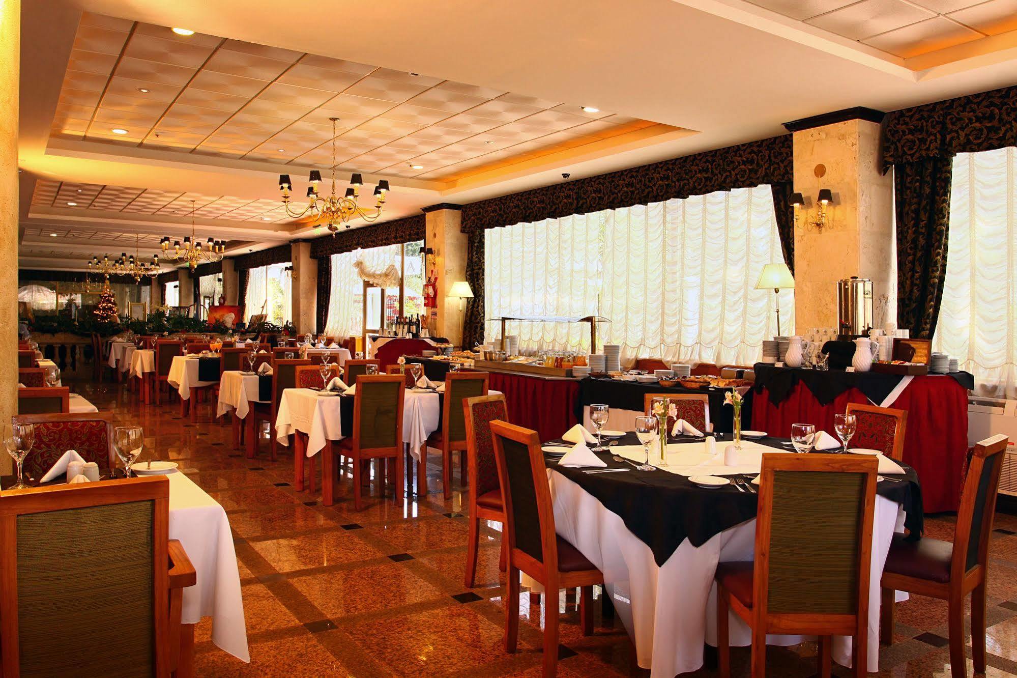 فندق Ramada By Wyndham Buenos Aires Vicente López المظهر الخارجي الصورة