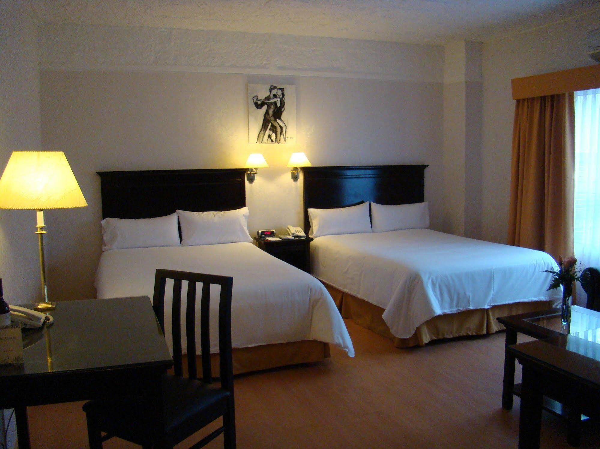 فندق Ramada By Wyndham Buenos Aires Vicente López المظهر الخارجي الصورة